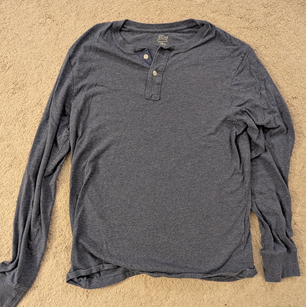 J Crew Men's Broken-in Henley Long sleeve size medium heathered blue